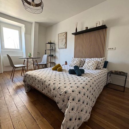 Charmant Appartement Au Coeur De Bourges Esterno foto