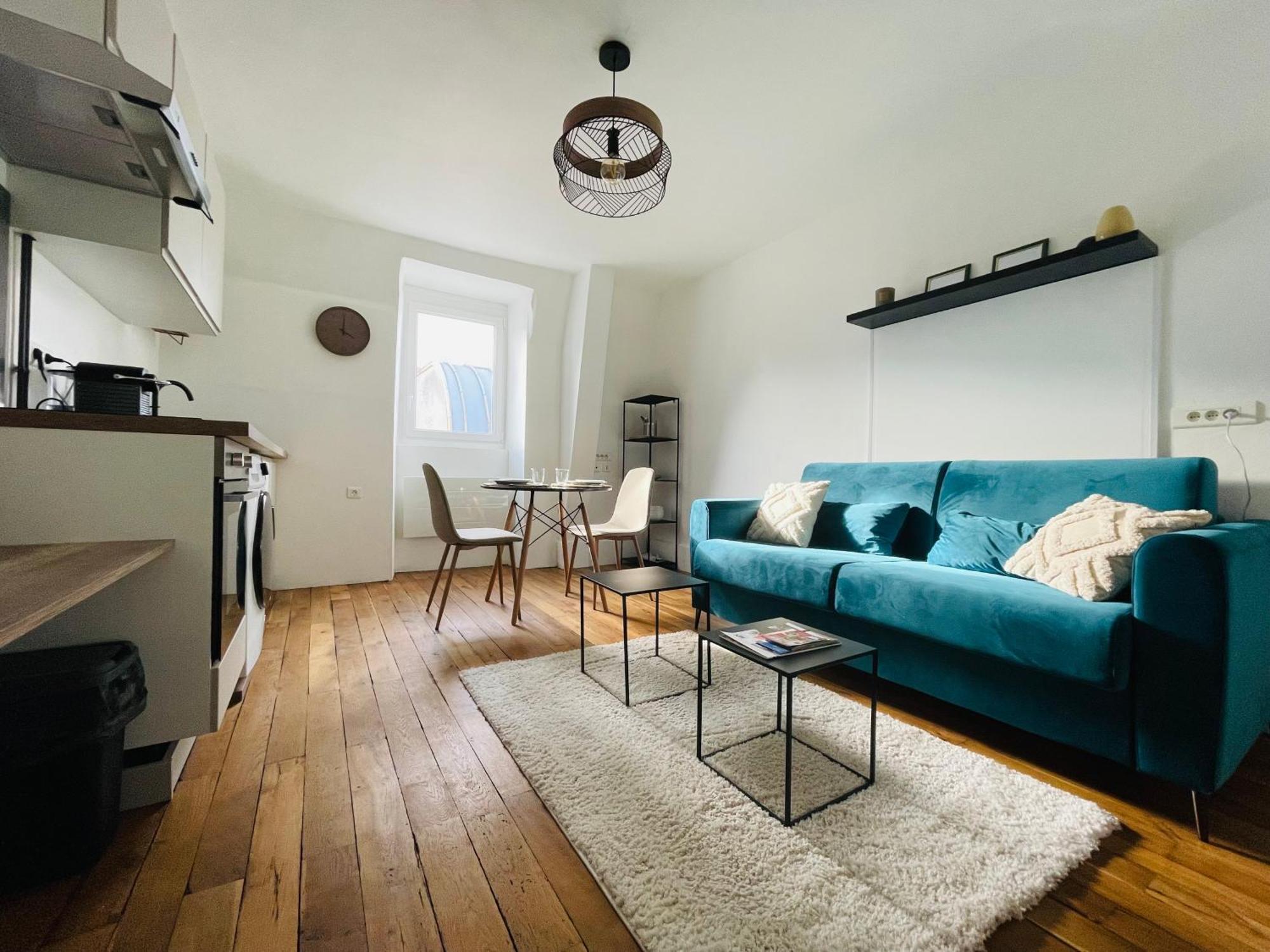 Charmant Appartement Au Coeur De Bourges Esterno foto