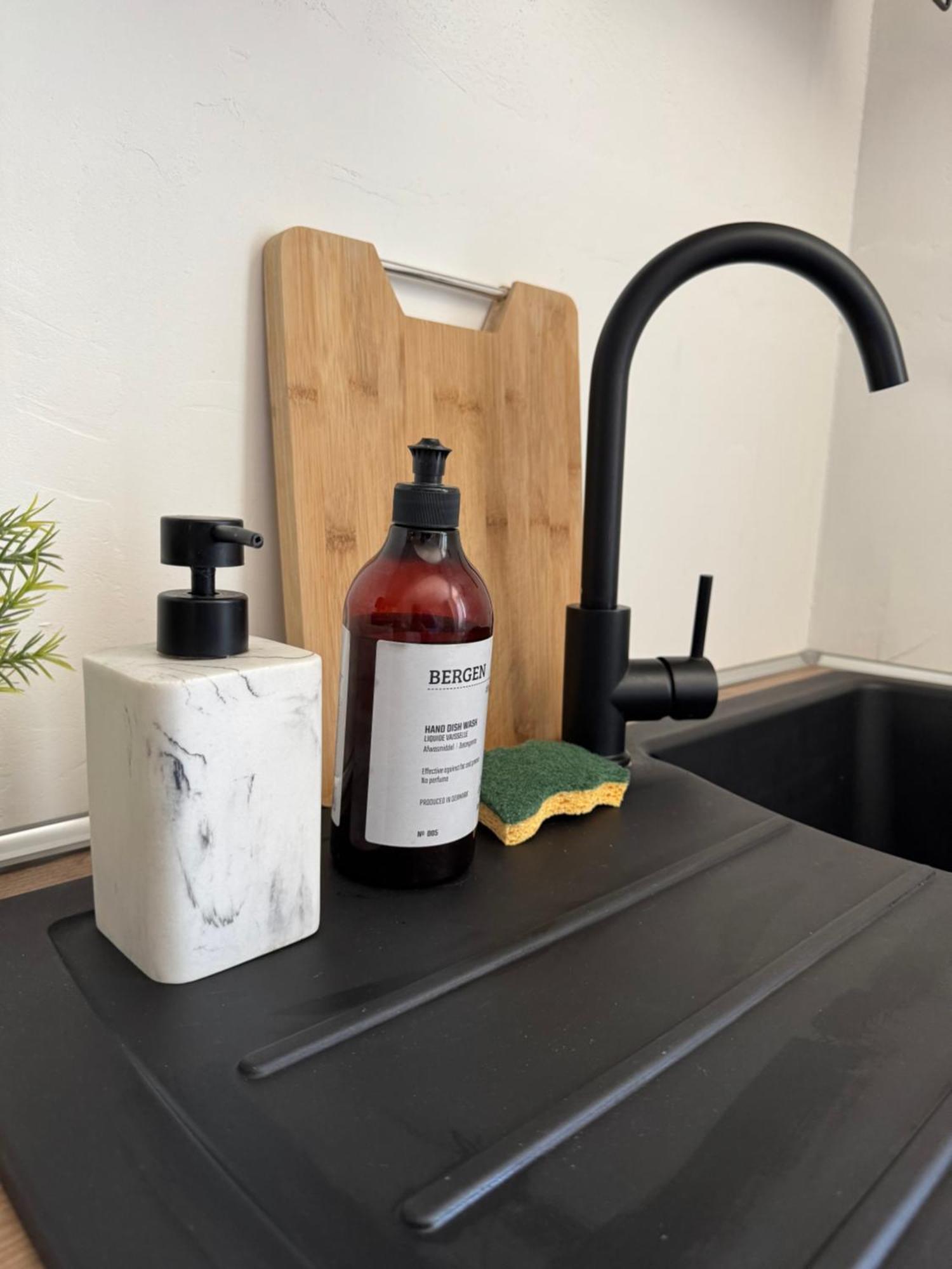 Charmant Appartement Au Coeur De Bourges Esterno foto